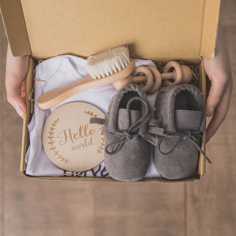 The baby box gift set