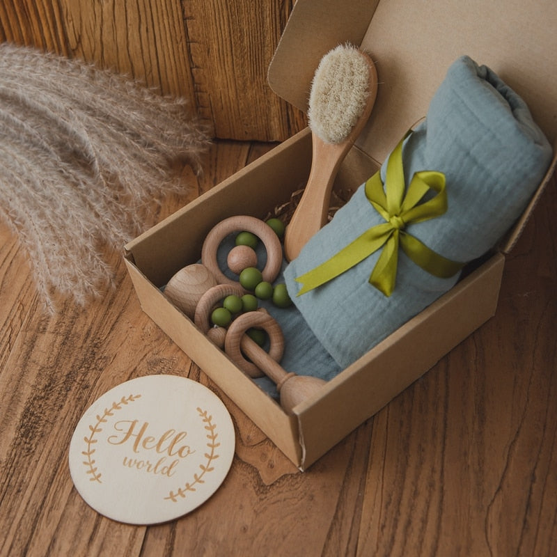 The baby box gift set