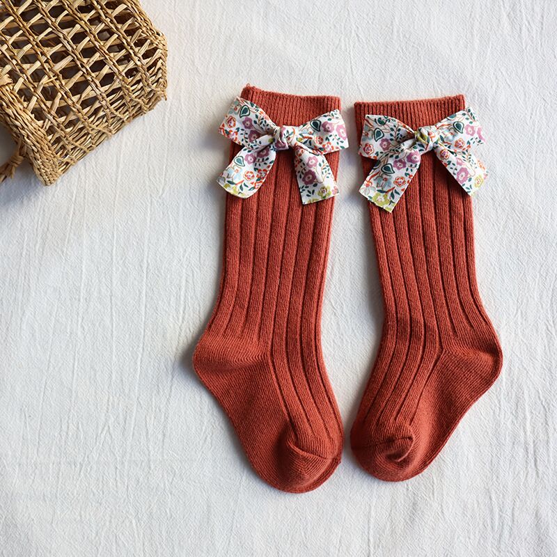 Girls knee socks with floral bow