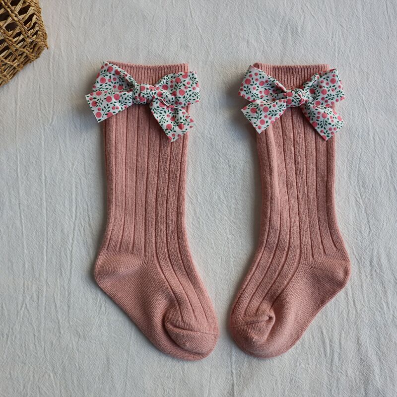 Girls knee socks with floral bow