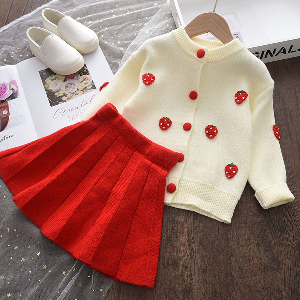 Victoria knitted Autumn/Winter set. (older girls 2-6yrs)