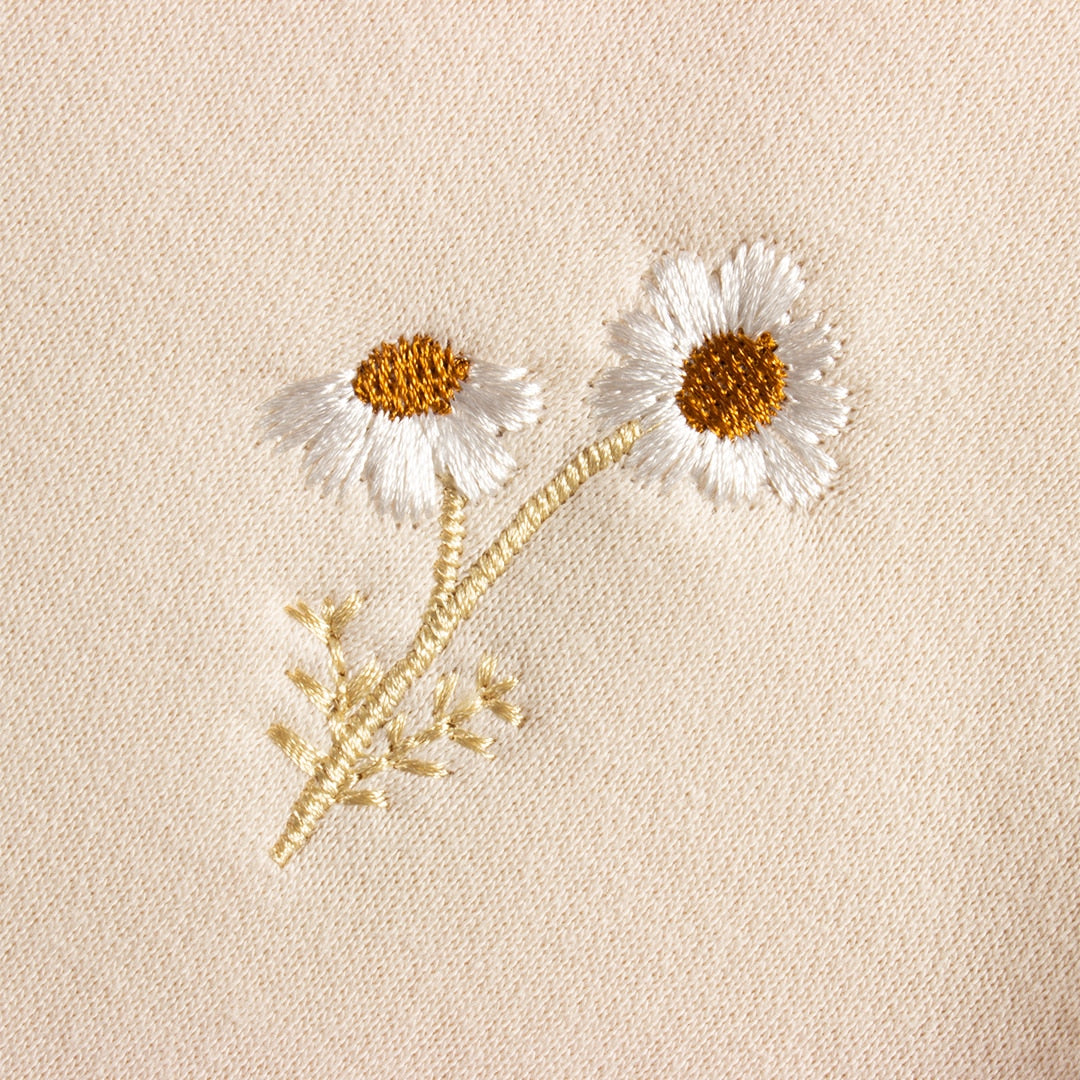 Embroidered Daisy set