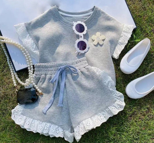 Girls grey short and tshirt set